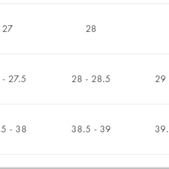 Guess - Medium Rise Skinny Blue Jeans - Picture 9 of 9